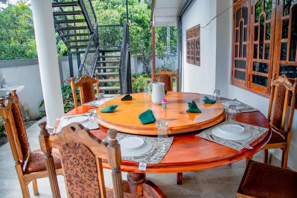 Healand Holiday Bungalow And Restaurant Deniyaya Exterior foto